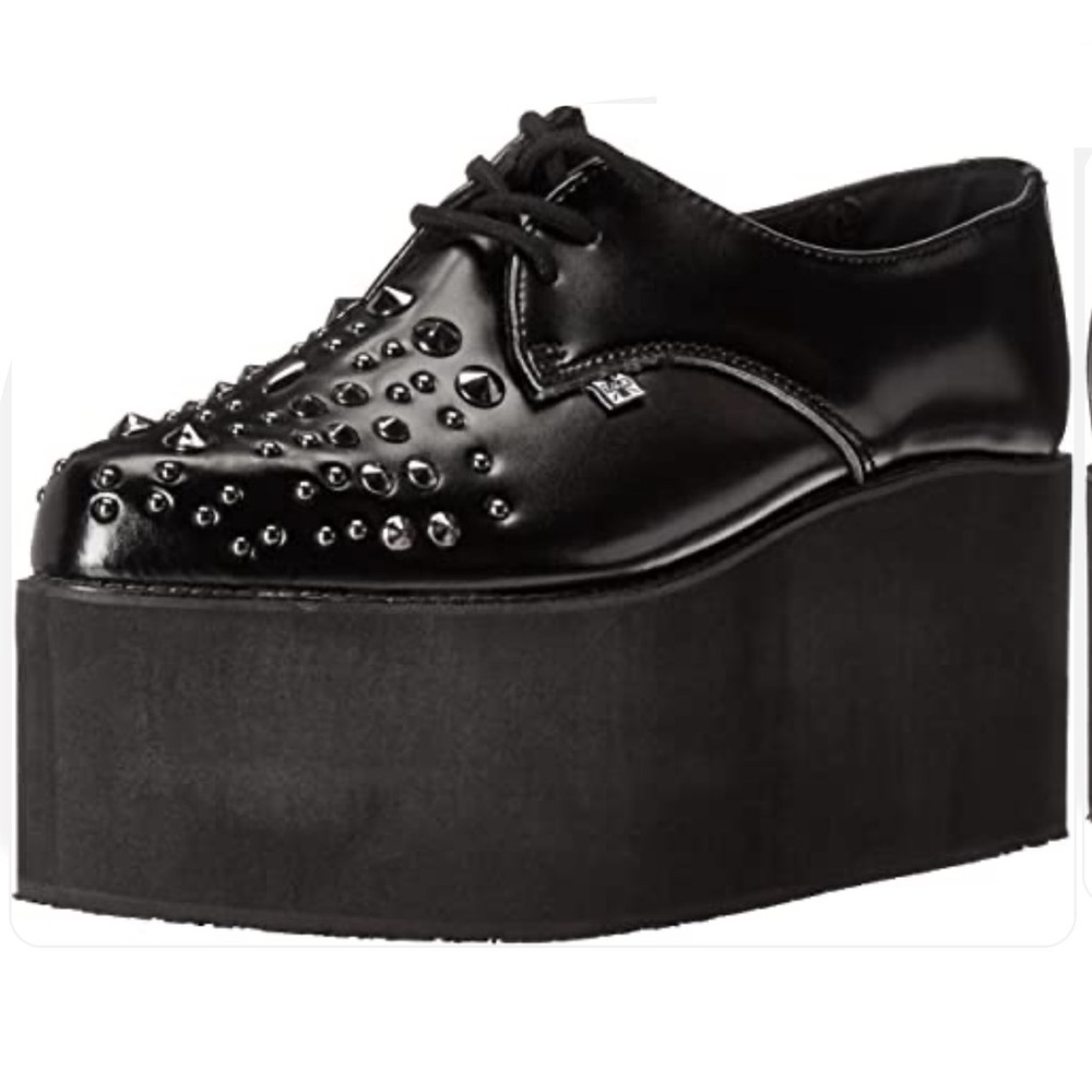 T.U.K BLACK LEATHER MIX STUD POINTED 3x STACK CREEPER